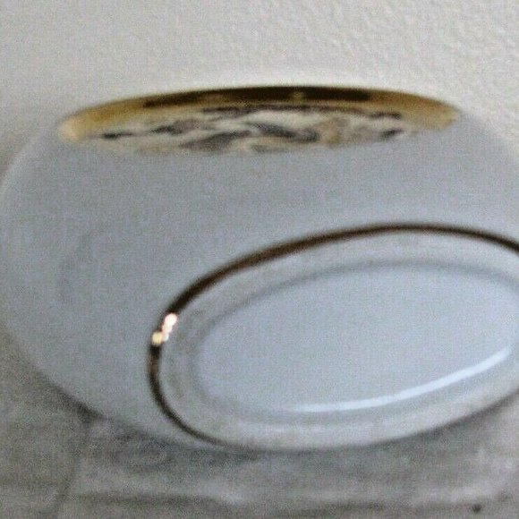 White & Gold Japan The Art of Chokin Mini Vase 5" - Picture 5 of 6